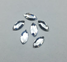 Cargar imagen en el visor de la galería, FIGURAS SWAROVSKI