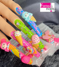 Cargar imagen en el visor de la galería, DECORACIONES FANTASY
