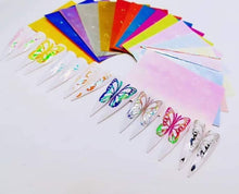Cargar imagen en el visor de la galería, STICKER MARIPOSA
