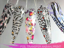 Cargar imagen en el visor de la galería, FOIL ANIMAL PRINT
