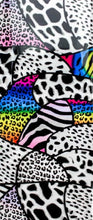 Cargar imagen en el visor de la galería, FOIL ANIMAL PRINT
