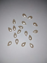 Cargar imagen en el visor de la galería, FIGURAS SWAROVSKI
